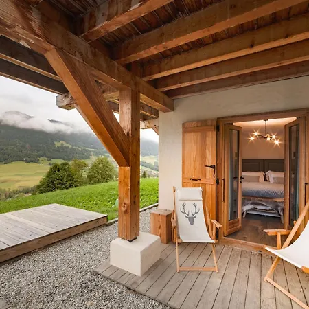 Luxury Chalet, Sleeps 8 With Mountain Views And Jacuzzi * Megève