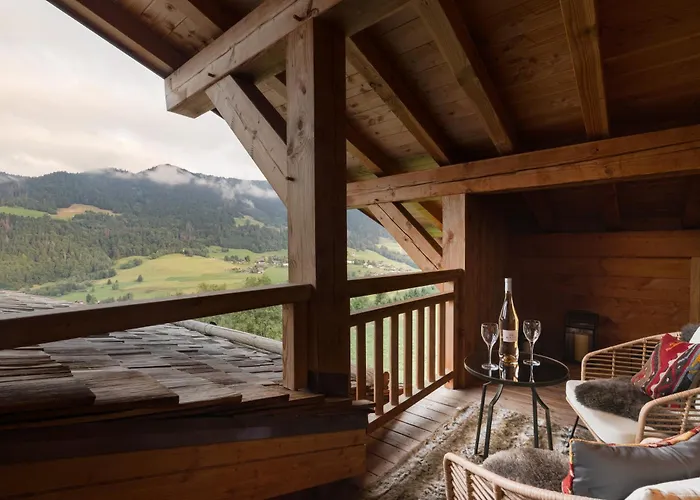 Luxury Chalet, Sleeps 8 With Mountain Views And Jacuzzi Alpstuga Megève