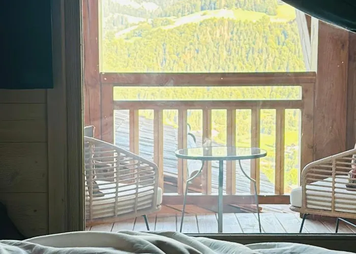 Luxury Chalet, Sleeps 8 With Mountain Views And Jacuzzi Alpstuga