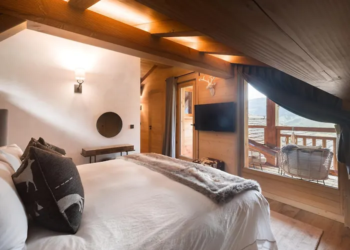 木屋 Luxury Chalet, Sleeps 8 With Mountain Views And Jacuzzi *